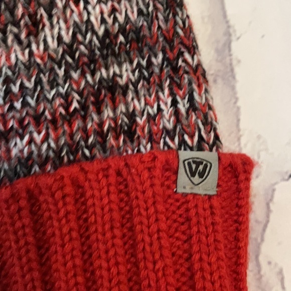 Oklahoma Sooner cuffed Winter hat with Pom - Picture 7 of 9